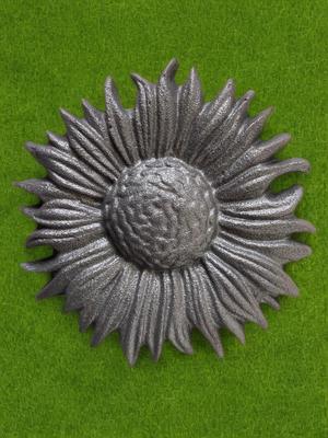 Casting Iron Sunflower Badge Decoration
